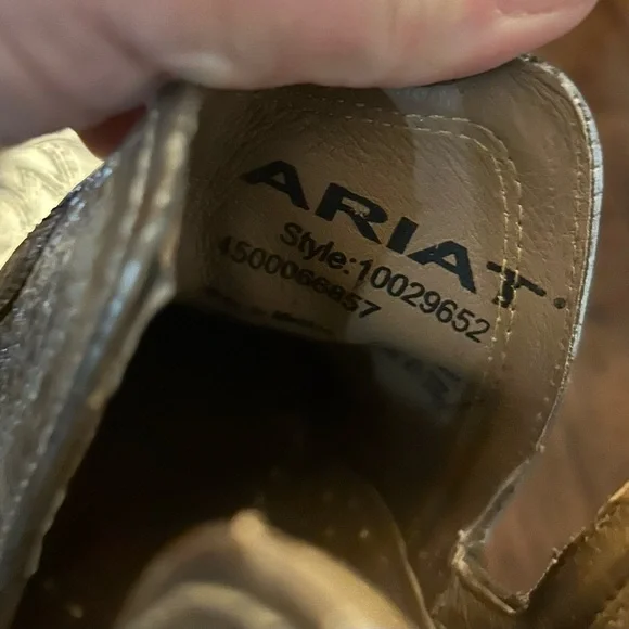 Ariat metallic silver western booties in excellent condition. - Picture 6 of 9
